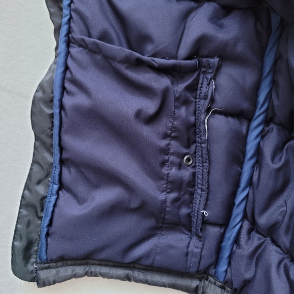 Alexander Julian Colours | Black Puffer Vest like new | Women's M - Picture 10 of 14